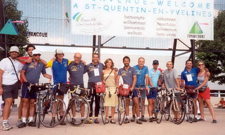 Los Amigos de la Bici en la París-Brest-París 2003
